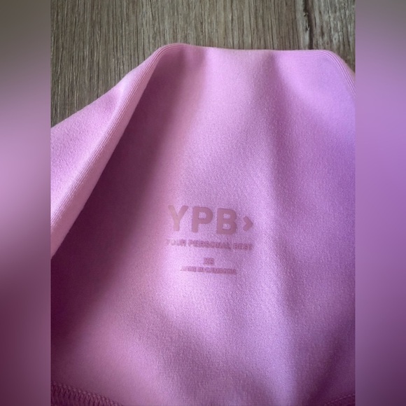 Abercrombie YPB Bike Shorts Workout Gym Shorts Spandex Purple Warm Pink Size XS - Picture 6 of 7